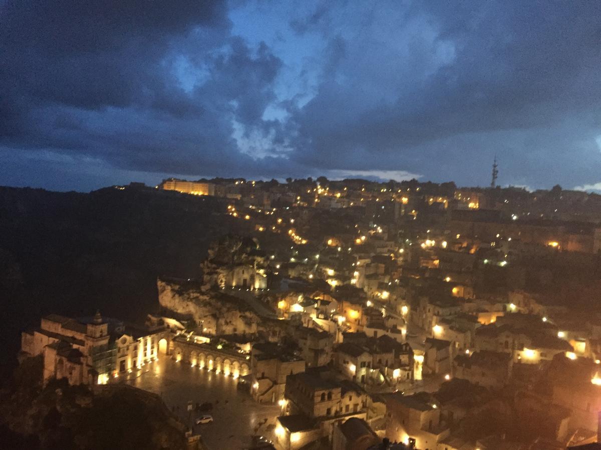 La Casa Di Nadi Hotel Matera Eksteriør billede